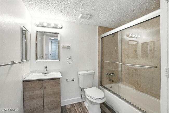 Building Photo - 201 Santa Clara Dr Unit 201