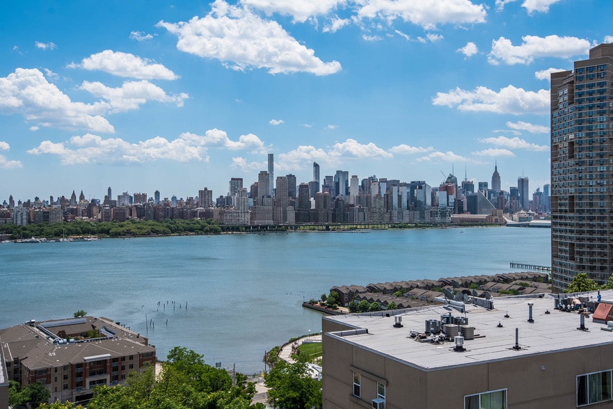 Hudson Ridge Apartments