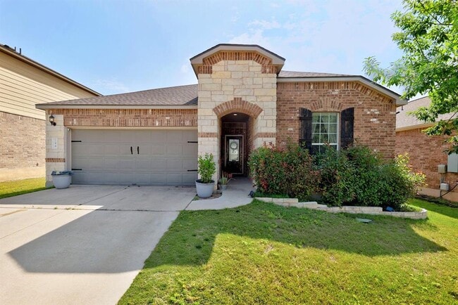 Building Photo - 744 Hoot Owl Ln S