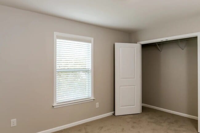 Photo - 14231 Lake Crossing Dr