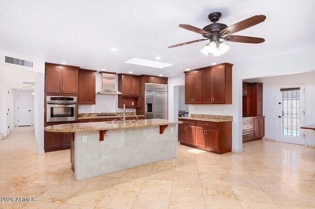 Photo - 1059 E Broadmor Dr