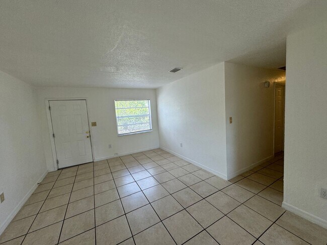 Photo - Beautiful 3 Bed Home in Orlando
