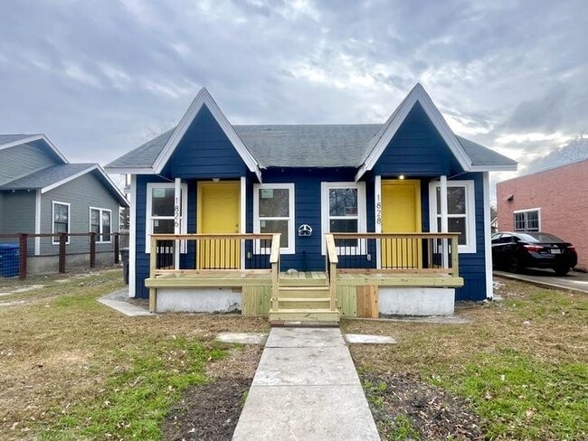 Photo - 1828 Texas Ave