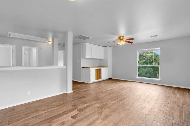 Photo - "Spacious 6-Bedroom Haven with 4 Full Bath...