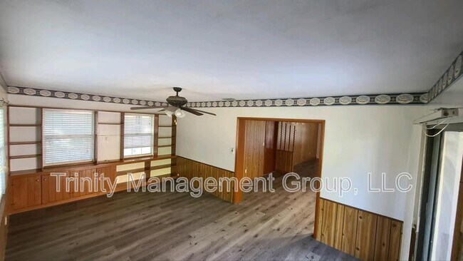 Photo - 105 N Edinburgh Dr