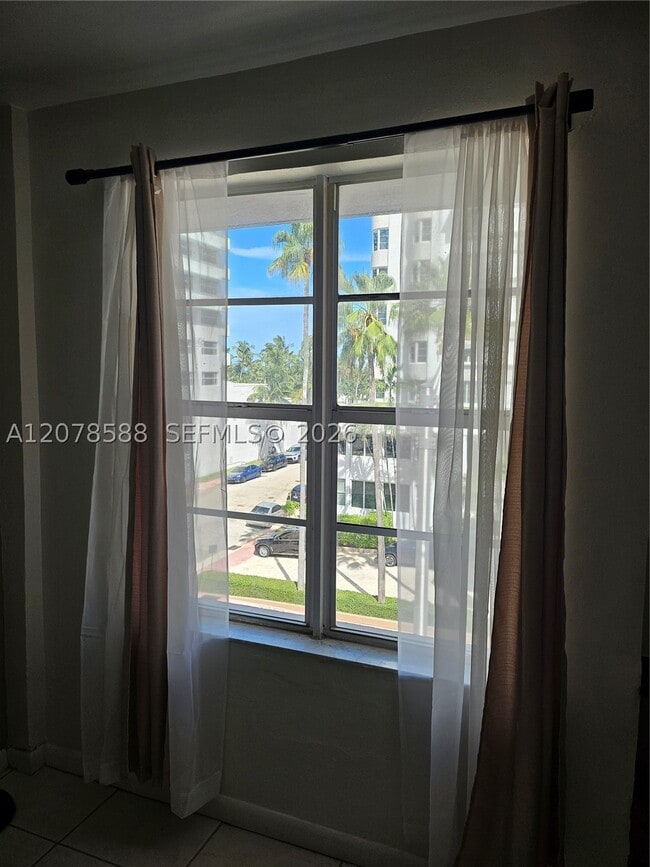 Photo - 3030 Collins Ave Unit 4B