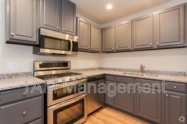 Building Photo - 4249 N Lawndale Ave Rental
