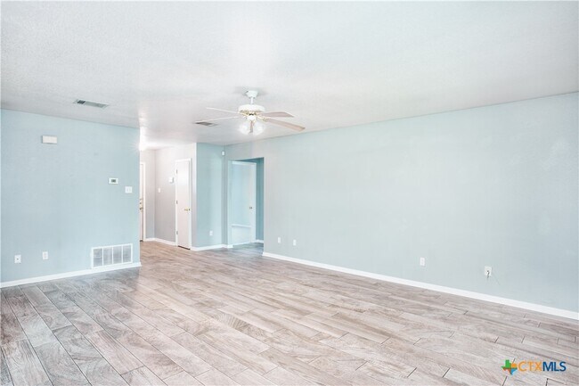 Photo - 4501 Embers Dr
