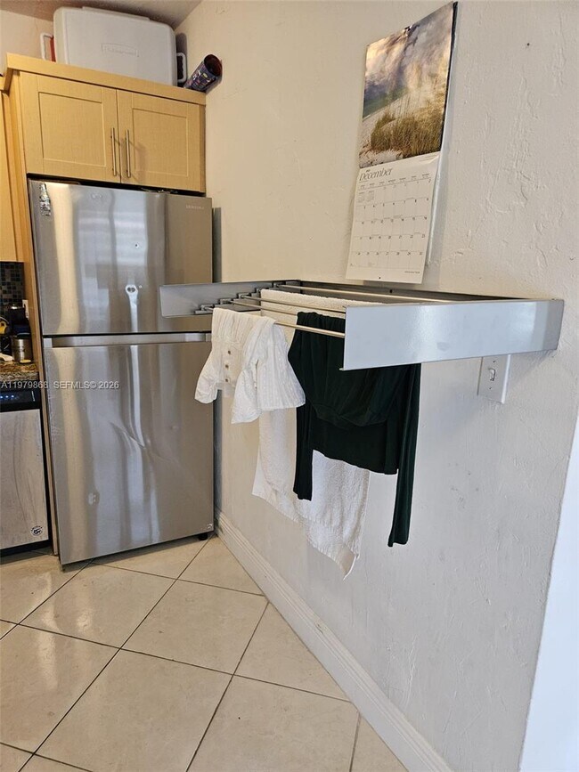 7400 Harding Ave Unit 22