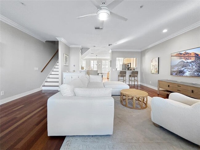 Photo - 1468 Harbour Walk Rd