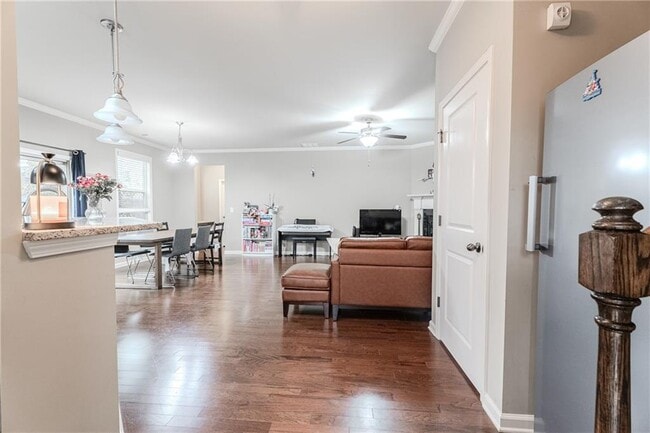 Photo - 801 Village Field Ct NW