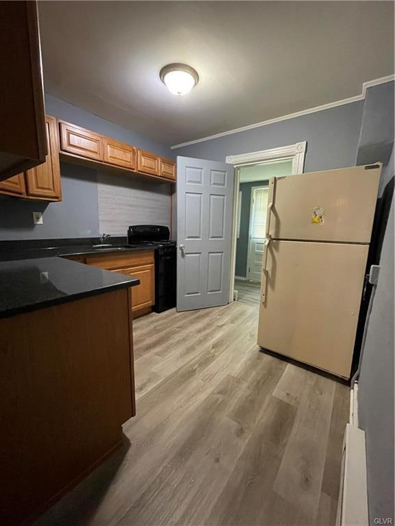 Photo - 509 N Railroad St Townhome