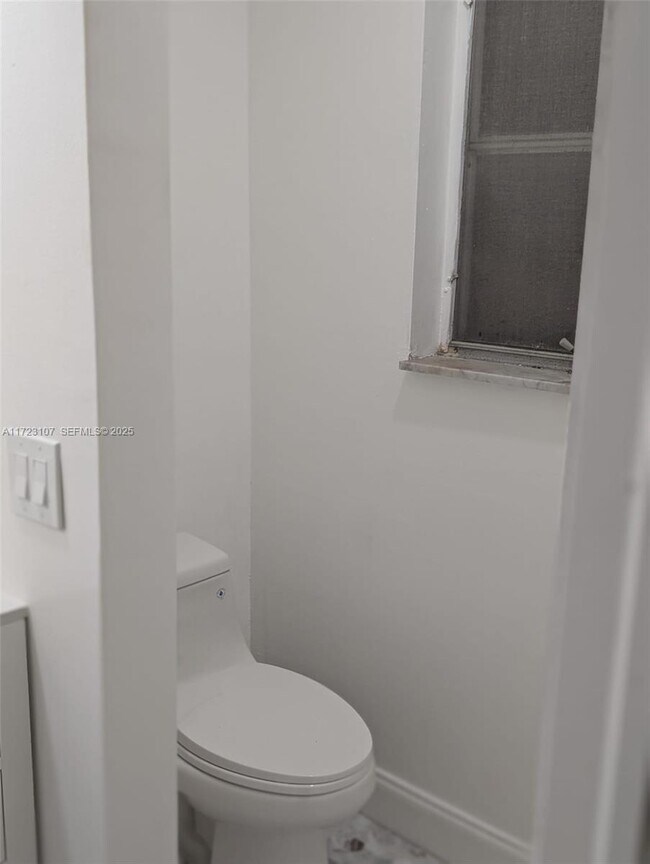 Photo - 4360 NW 5th Pl Unidad A