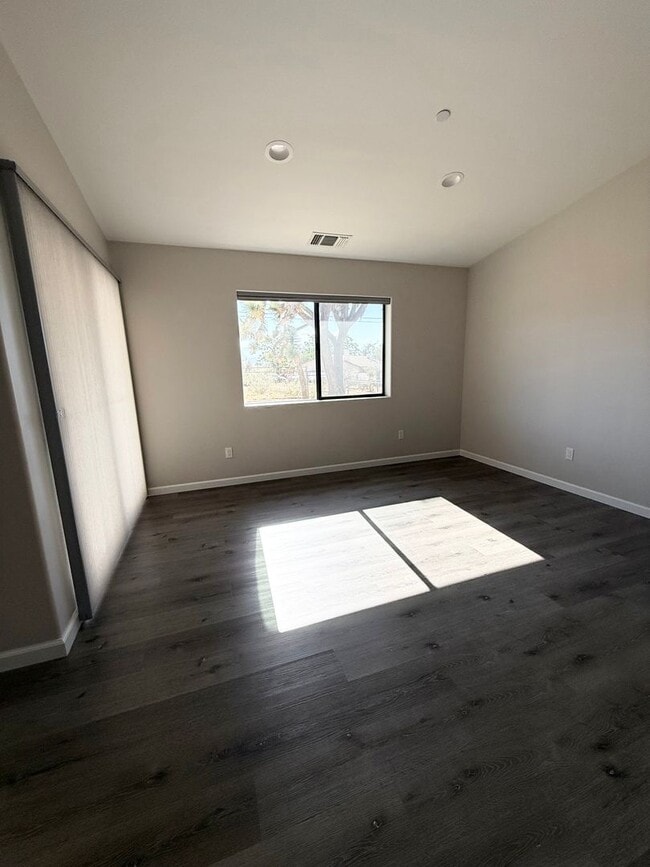 Photo - **COMING SOON ** 3 Bed 2 Bath Home
