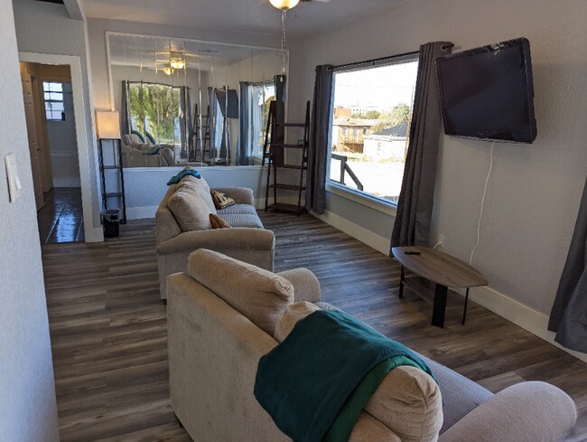 Photo - 506 Nolan St