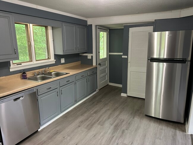 Photo - 17674 1/2 Lakewood Avenue