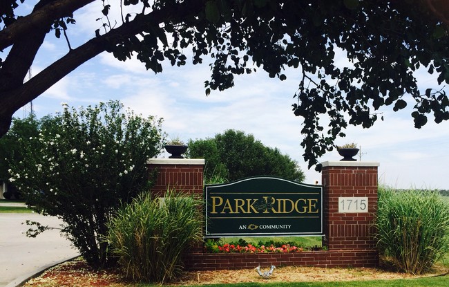 ParkRidge - ParkRidge Apartments