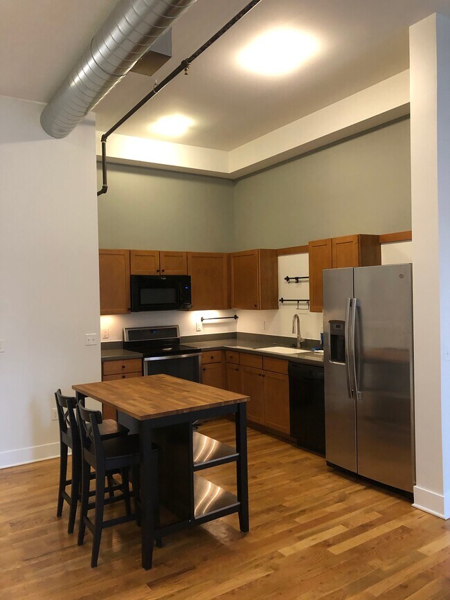Kitchen - 1432 Race St Condo Unit 102