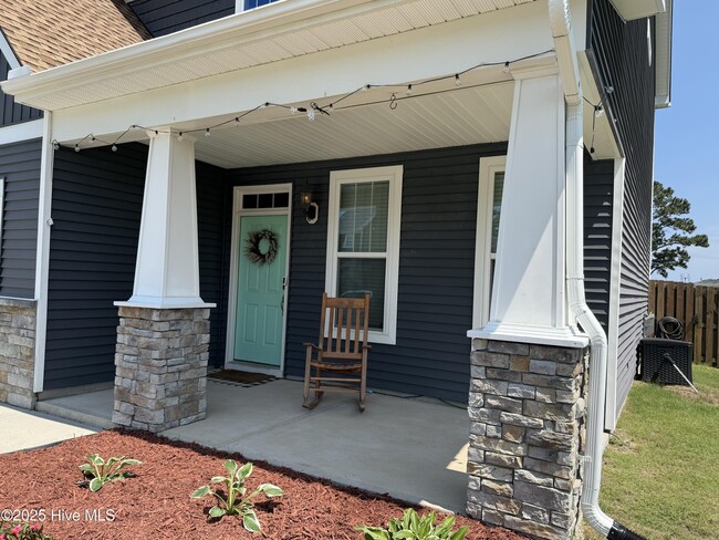 Photo - 100 Hampton Dr