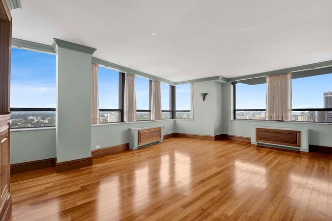 Photo - 5701 N Sheridan Rd Unit 27B