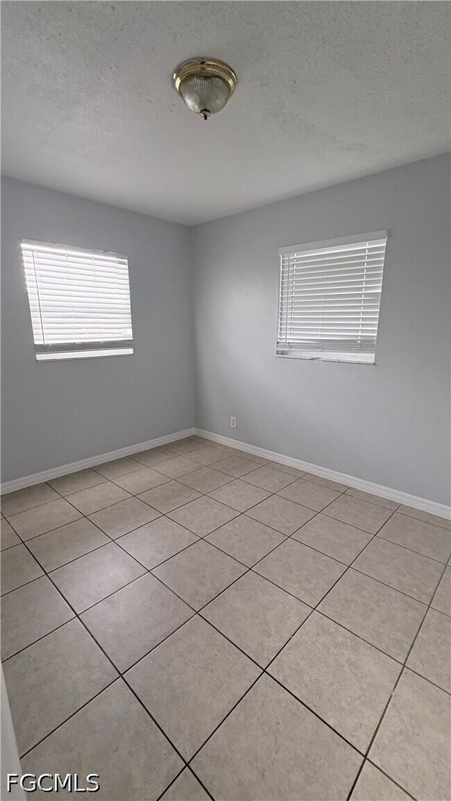 Photo - 5449 Sixth Ave