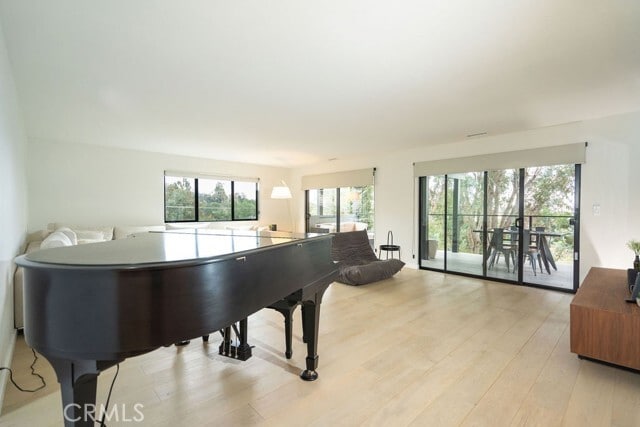 Photo - 288 St Albans Ave