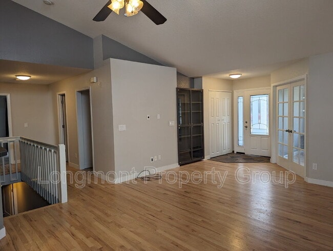 Photo - 2306 Steele St