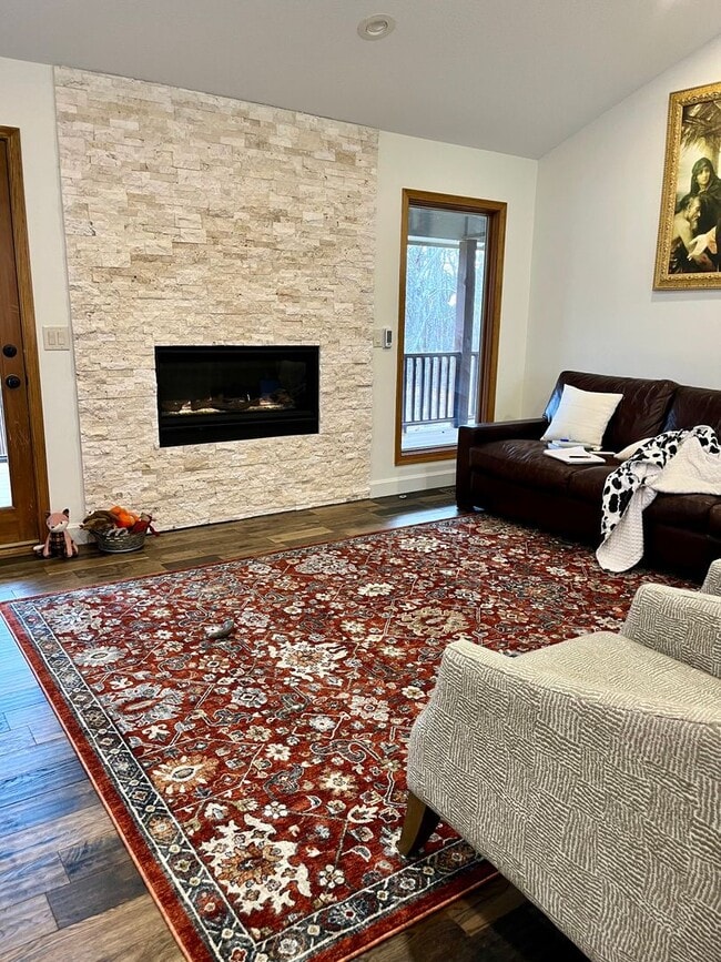 Building Photo - ***Coming Soon Mid June 2026*** 4 Bedroom 3 bath home in Derby, KS