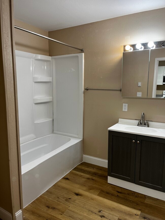 With washer and dryer in unit - 212 N Main St Unit Apt B