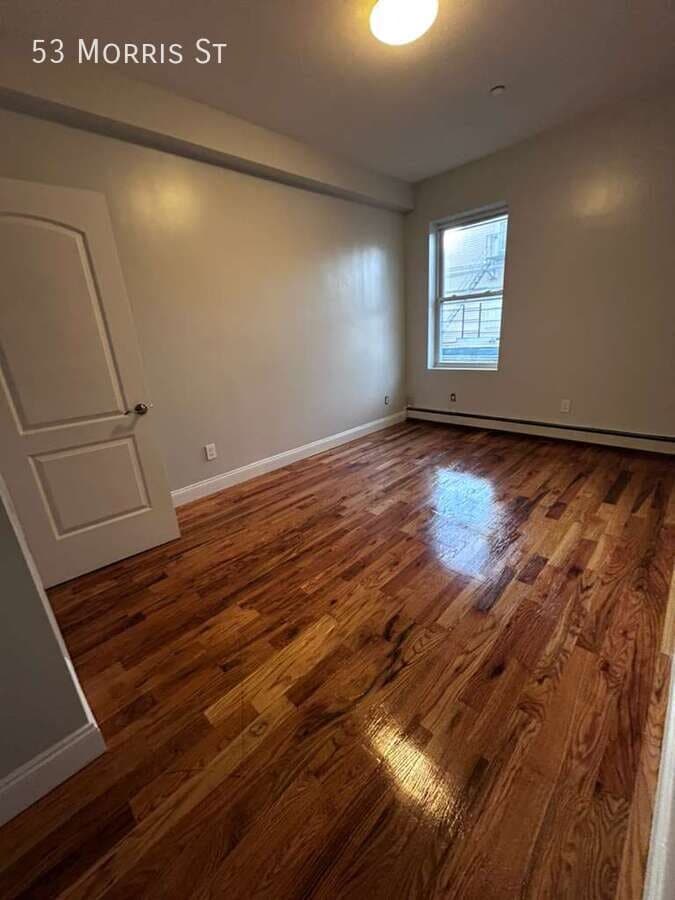 Photo - 53 Morris St