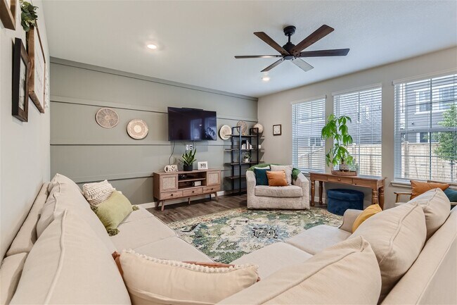 Photo - 16736 Desert Wine Ln