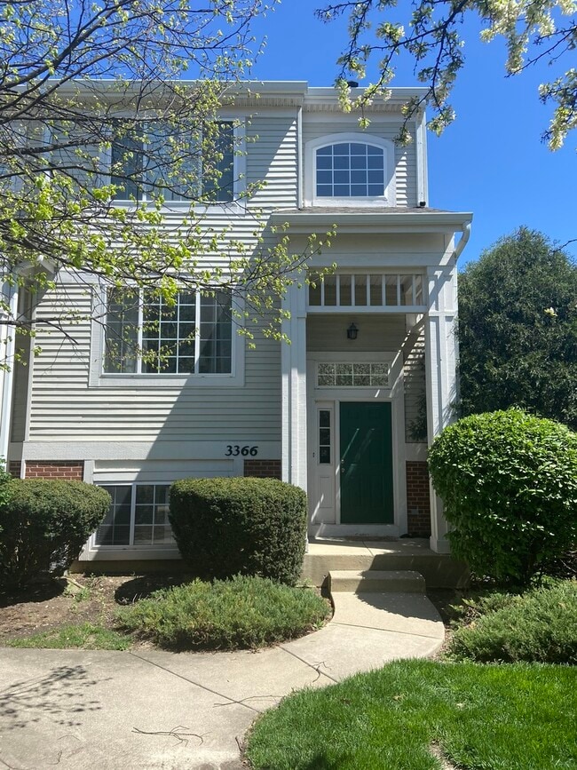 Building Photo - 3366 Ravinia Cir