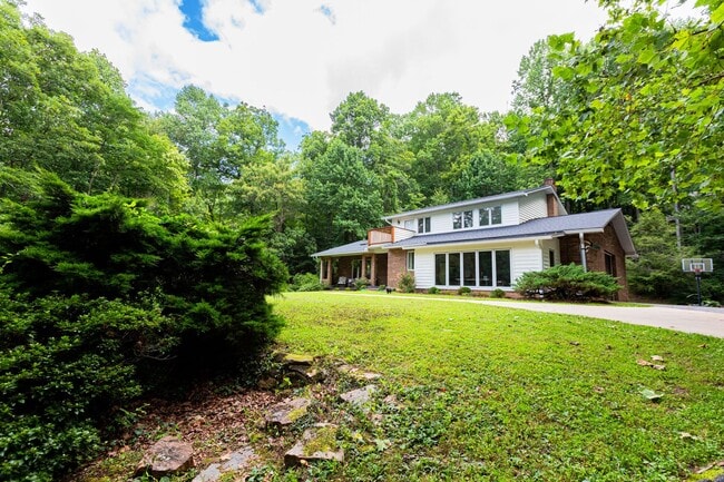 Photo - 26 Indian Knob Rd