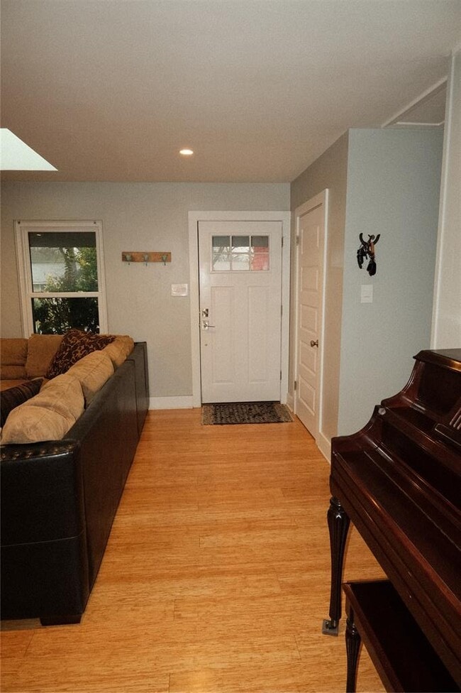 Photo - 1517 Weyford Dr