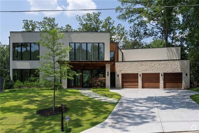 Building Photo - 3566 Cantrell Rd NE Rental