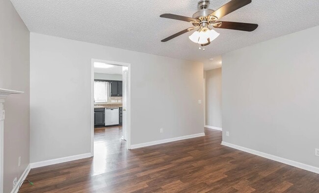 Photo - 15 Nealtown Way