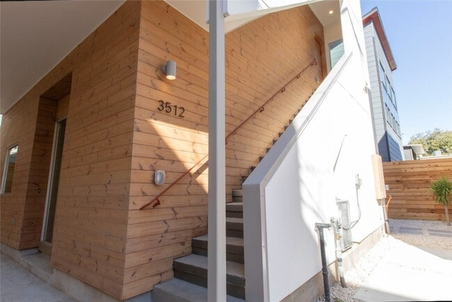 Photo - 3512 Mt Vernon St