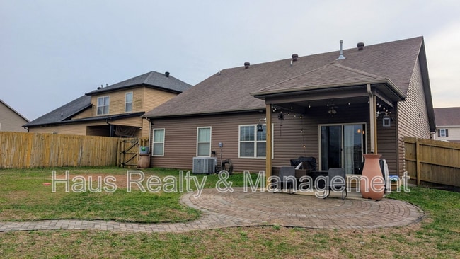 Building Photo - 1281 Eagle's View Dr