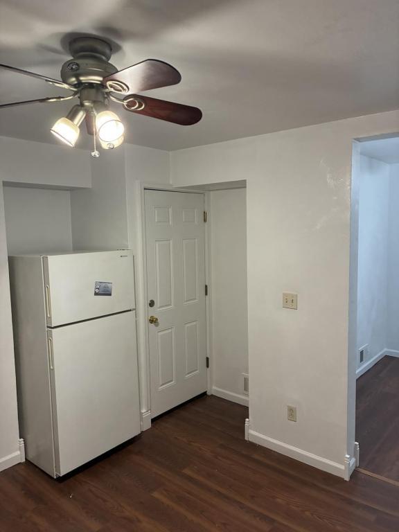 Photo - 3805 Howley St