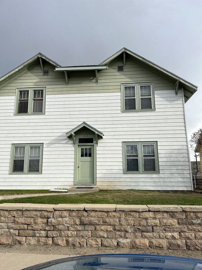 Photo - 618 W Buffalo St