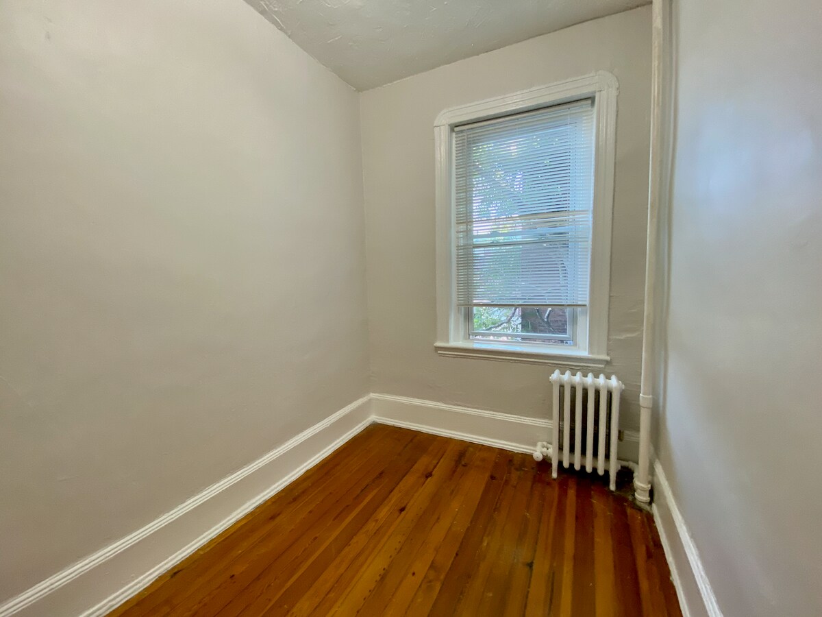 Photo - 34 Anderson St Unit 2