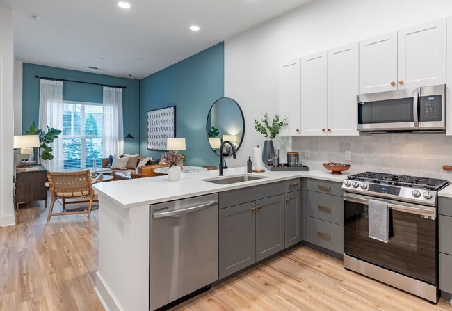 Building Photo - The Boulevard at Grant Park Rental