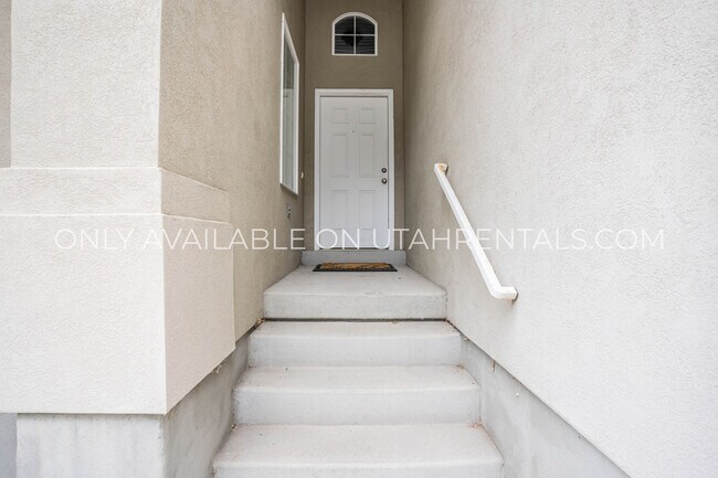 Photo - 1296 S 1540 E