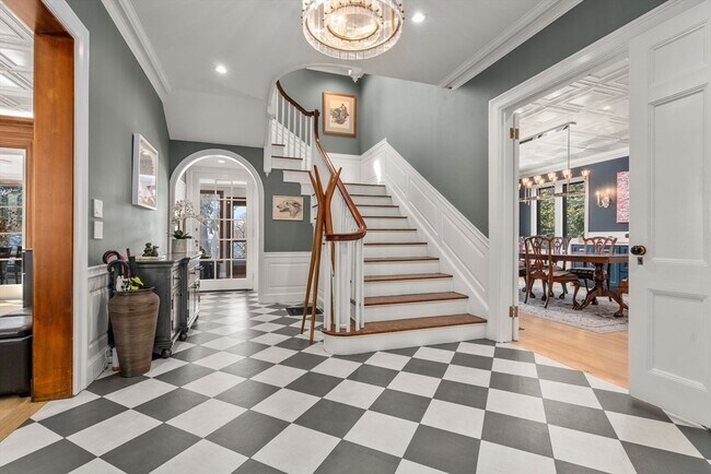 Photo - 505 Chestnut Hill Ave