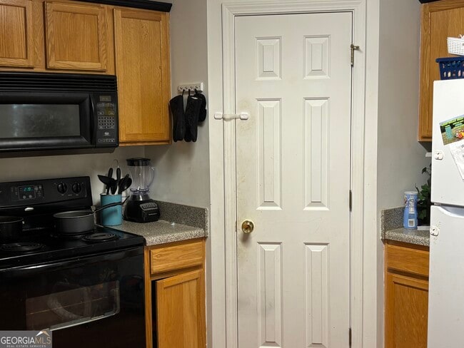 Photo - 751 W Vincent Dr
