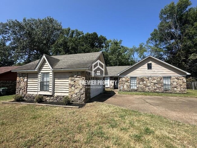 Building Photo - 2533 Richwood St Rental
