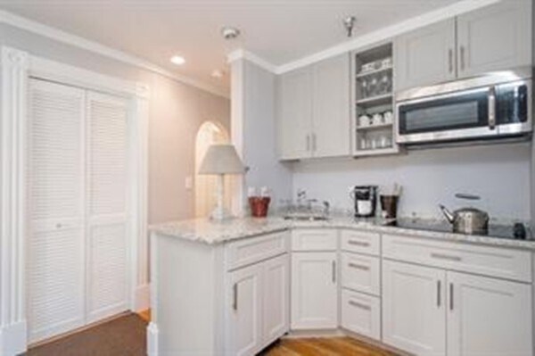 Photo - 9 Willow St Unit 52 FURN