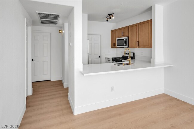 Photo - 7119 S Durango Dr Unit 213
