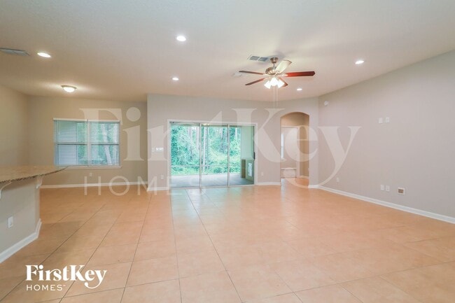 Photo - 166 Queen Victoria Ave