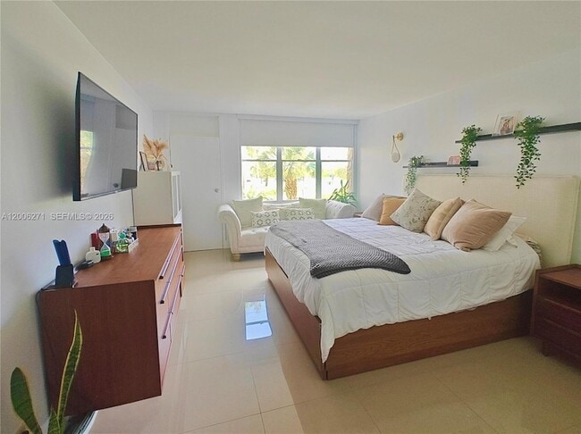 Photo - 16300 Golf Club Rd Unit 204